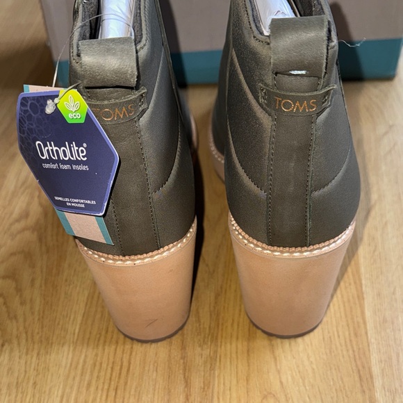 TOMS Size 10 Women's Tarmac Olive water resistant Wedge Ankle Boots - Picture 7 of 14